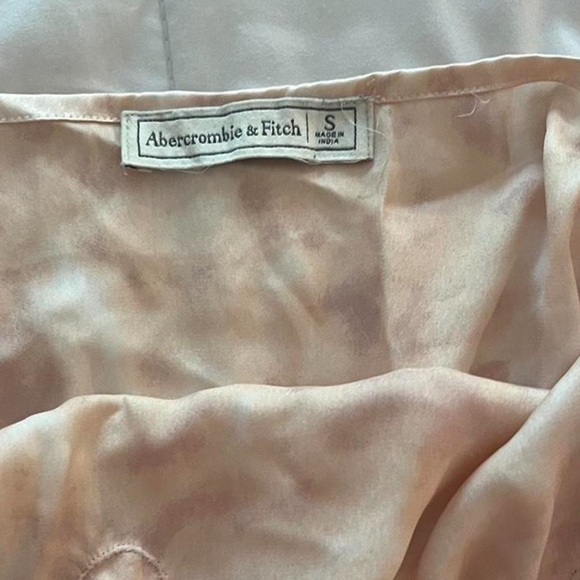 Abercrombie Light Pink Bodysuit Size Small - Picture 4 of 5